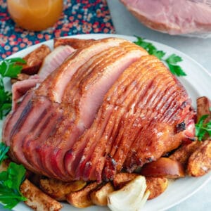 Apple Spice Glazed Ham with Baked Apples